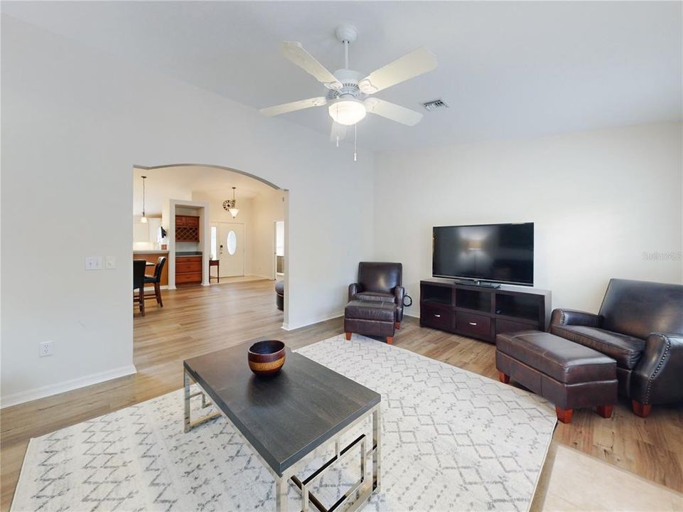 Active With Contract: $349,000 (3 beds, 2 baths, 1873 Square Feet)