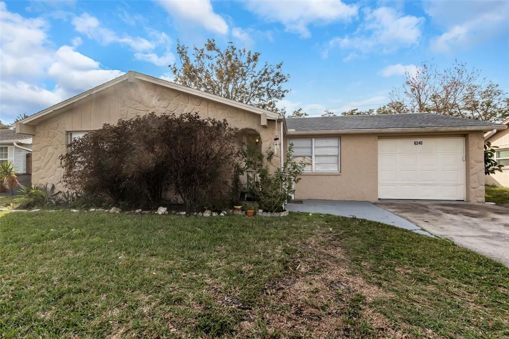 Recently Sold: $207,000 (3 beds, 2 baths, 1220 Square Feet)