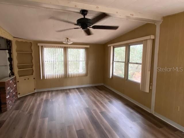 Recently Sold: $349,000 (2 beds, 1 baths, 640 Square Feet)