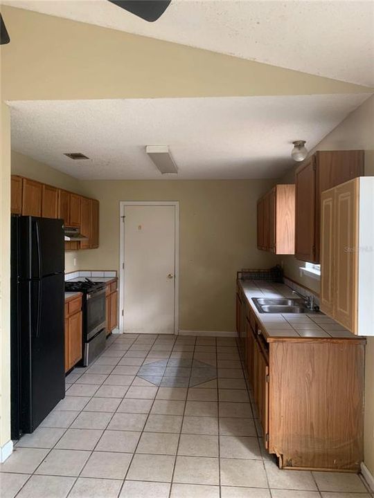 Recently Sold: $215,000 (3 beds, 2 baths, 1314 Square Feet)