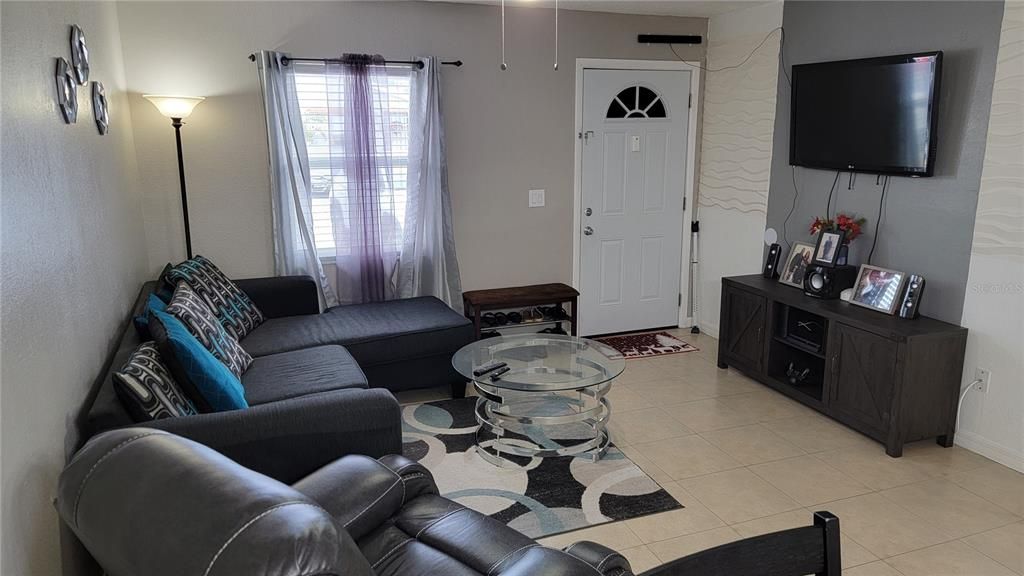 Recently Sold: $229,900 (2 beds, 2 baths, 875 Square Feet)