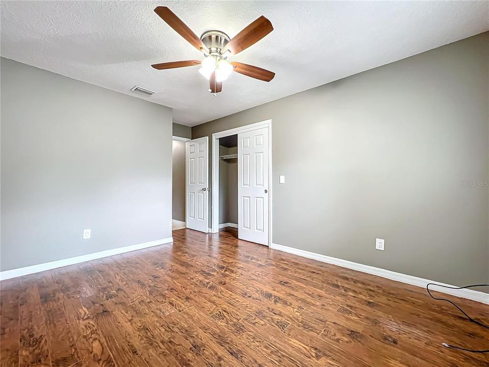 For Rent: $2,600 (3 beds, 2 baths, 1827 Square Feet)