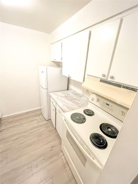 Recently Sold: $179,000 (1 beds, 1 baths, 760 Square Feet)