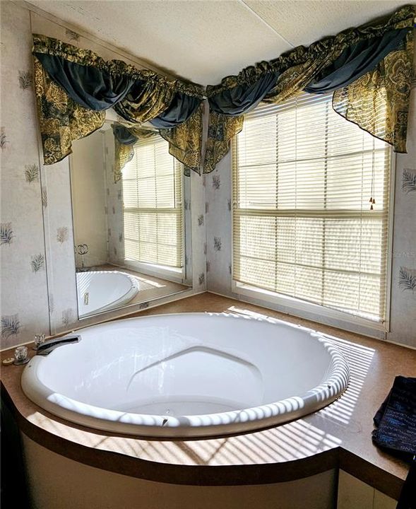 Недавно продано: $155,000 (3 спален, 2 ванн, 1296 Квадратных фут)
