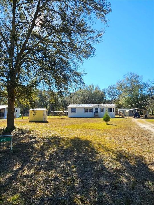 Recently Sold: $155,000 (3 beds, 2 baths, 1296 Square Feet)