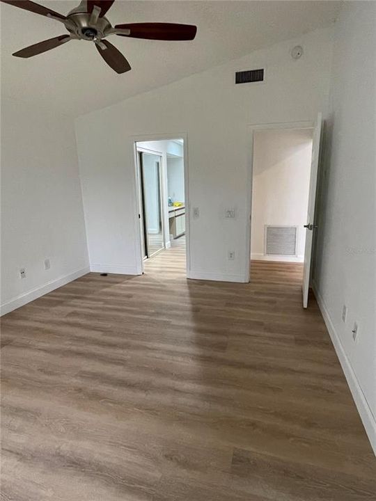 Active With Contract: $2,750 (3 beds, 2 baths, 1443 Square Feet)