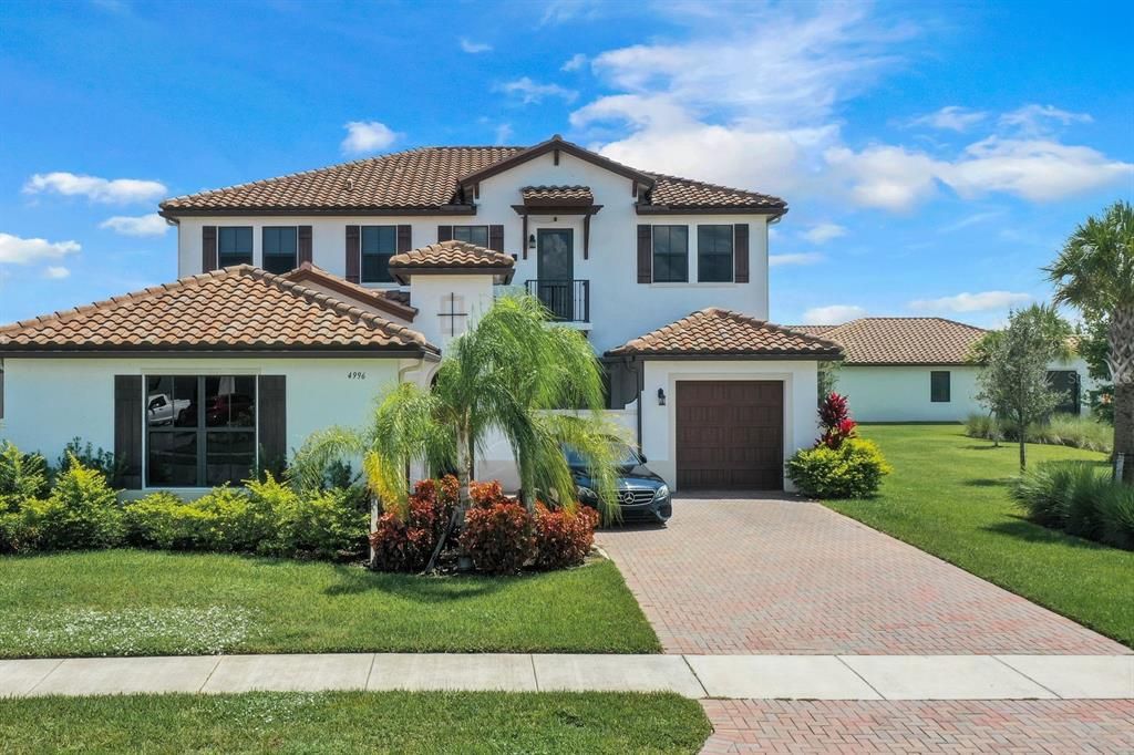 Recently Sold: $619,000 (5 beds, 4 baths, 4032 Square Feet)