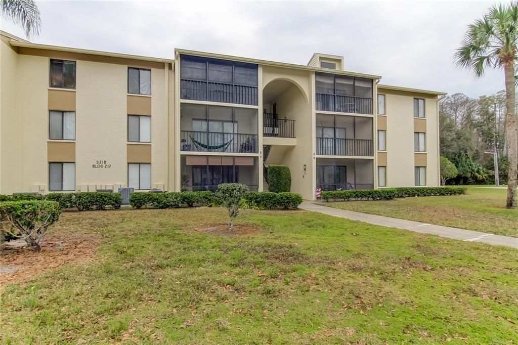 Recently Sold: $170,000 (1 beds, 1 baths, 760 Square Feet)