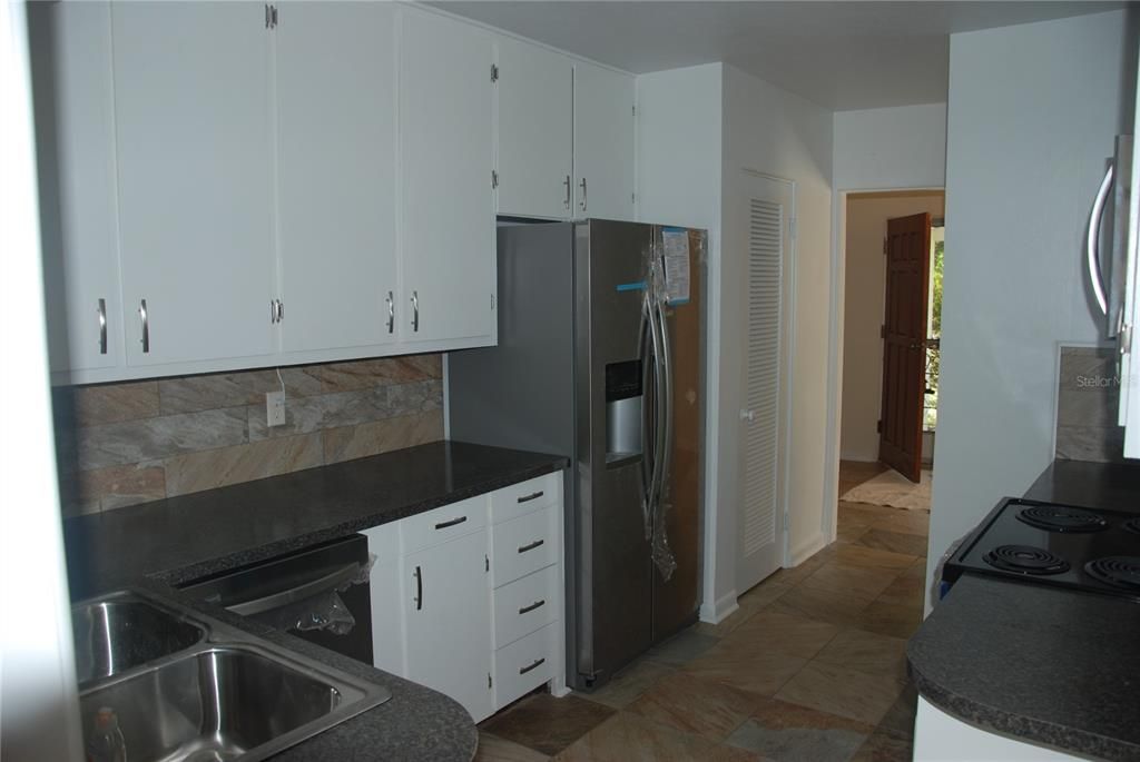 For Rent: $1,995 (2 beds, 2 baths, 1649 Square Feet)