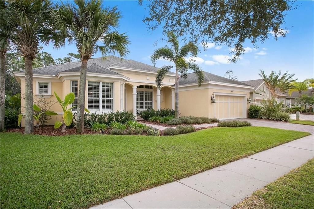 Recently Sold: $875,000 (4 beds, 3 baths, 2963 Square Feet)