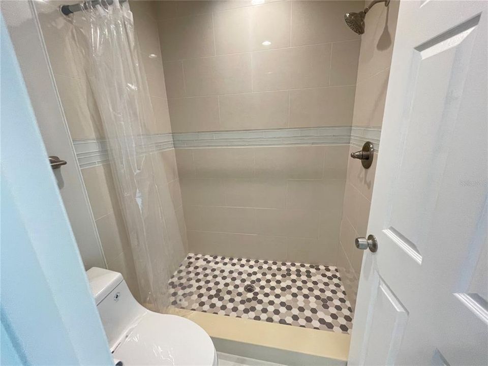 Недавно арендовано: $1,950 (2 спален, 2 ванн, 1000 Квадратных фут)