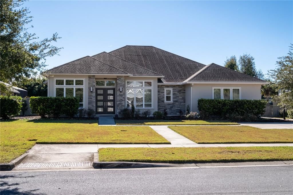 Active With Contract: $825,000 (4 beds, 3 baths, 3225 Square Feet)