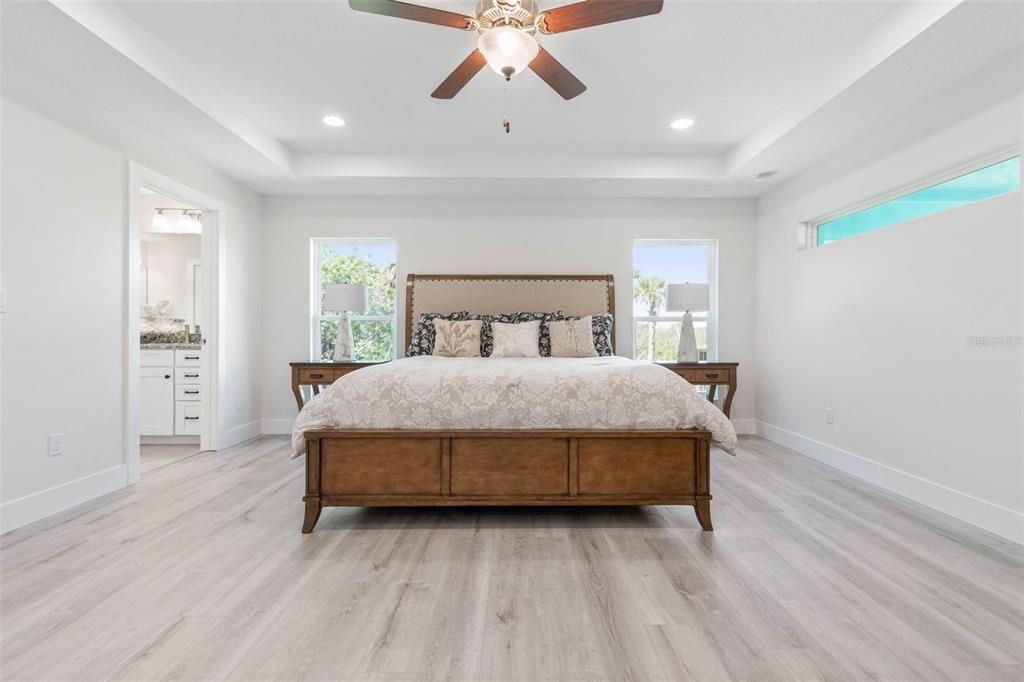 Active With Contract: $599,900 (3 beds, 2 baths, 2106 Square Feet)