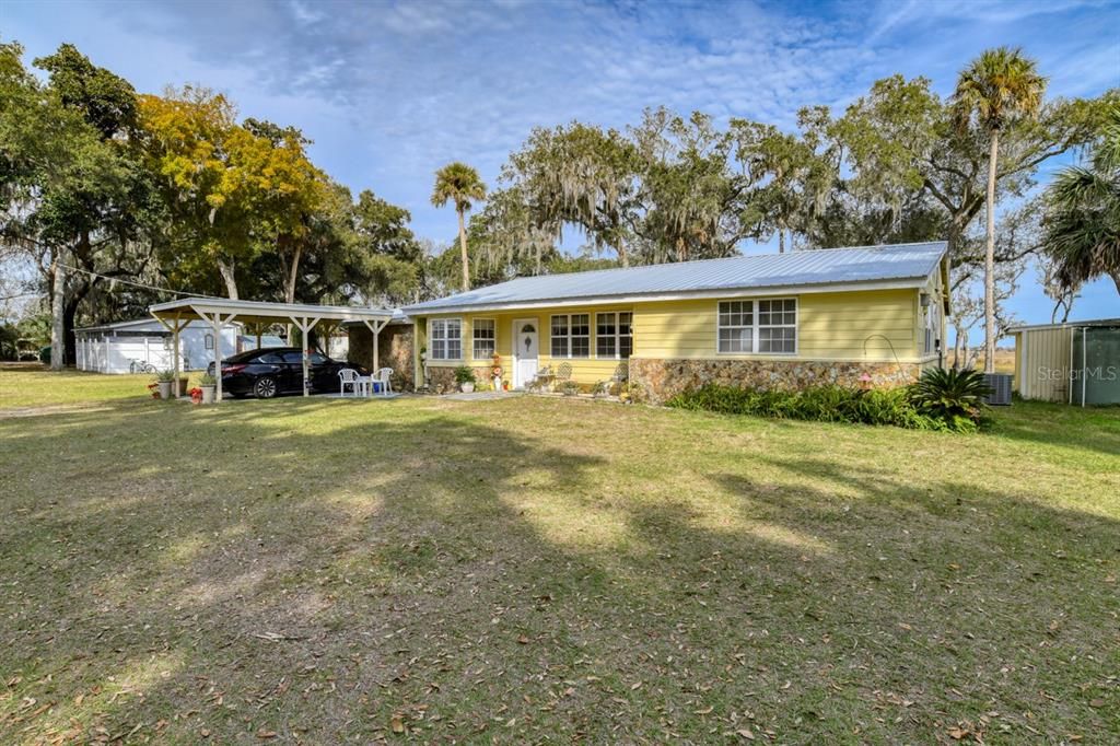 Recently Sold: $1,350,000 (3 beds, 2 baths, 2179 Square Feet)