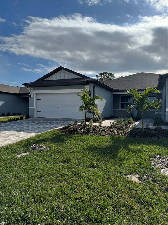 最近售出: $452,000 (3 贝兹, 2 浴室, 0 平方英尺)