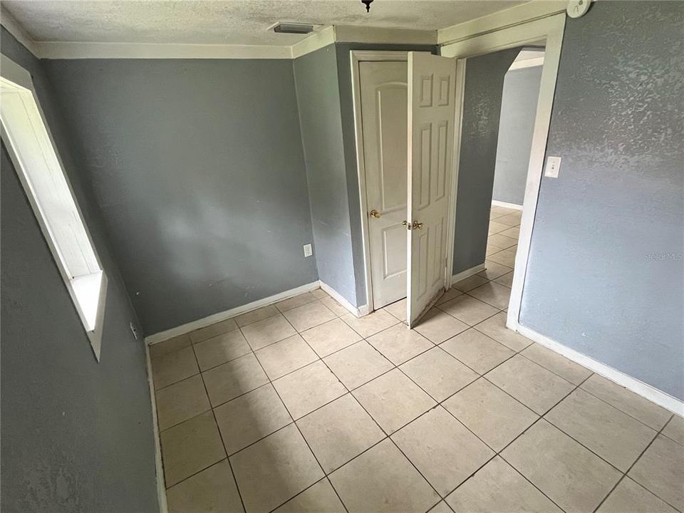 Recently Rented: $725 (2 beds, 1 baths, 530 Square Feet)