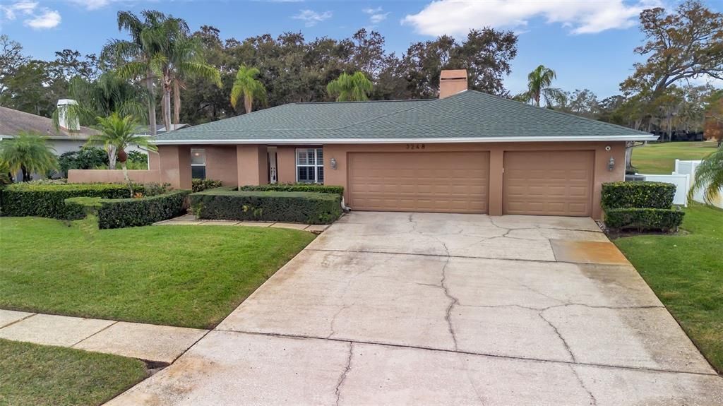 Recently Sold: $765,000 (4 beds, 2 baths, 2565 Square Feet)
