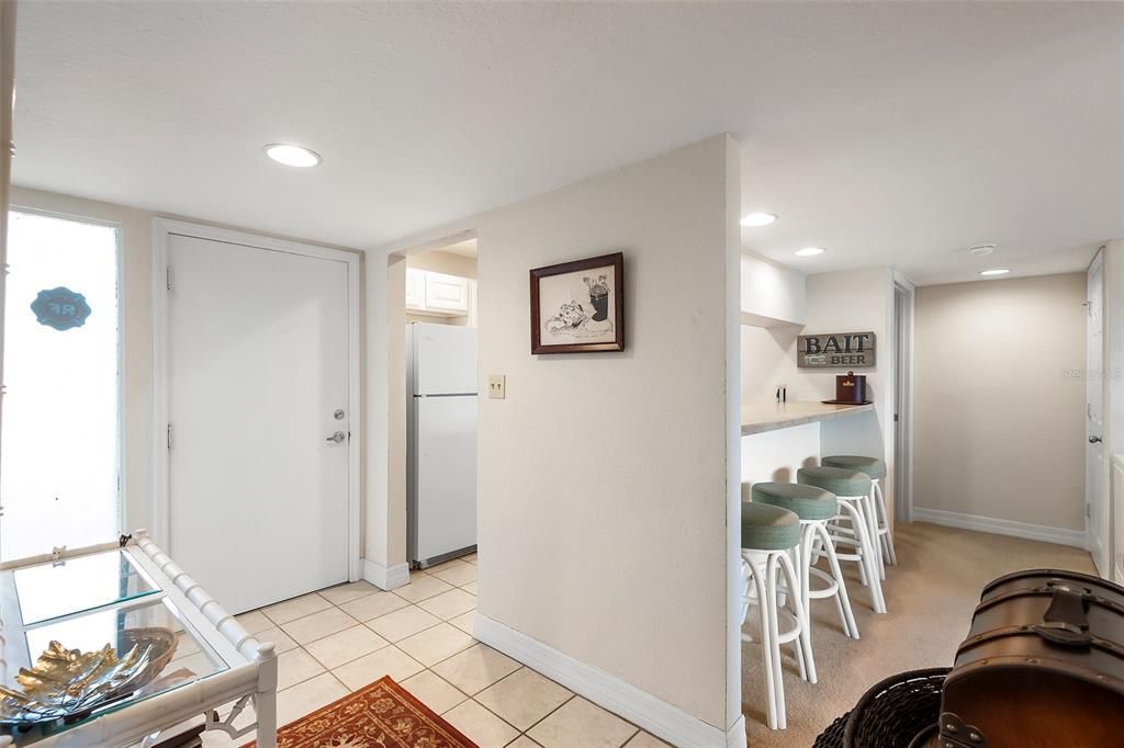 For Sale: $179,500 (2 beds, 2 baths, 1385 Square Feet)