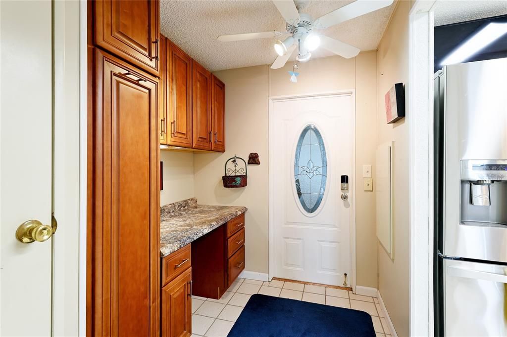 Active With Contract: $180,000 (2 beds, 2 baths, 1240 Square Feet)