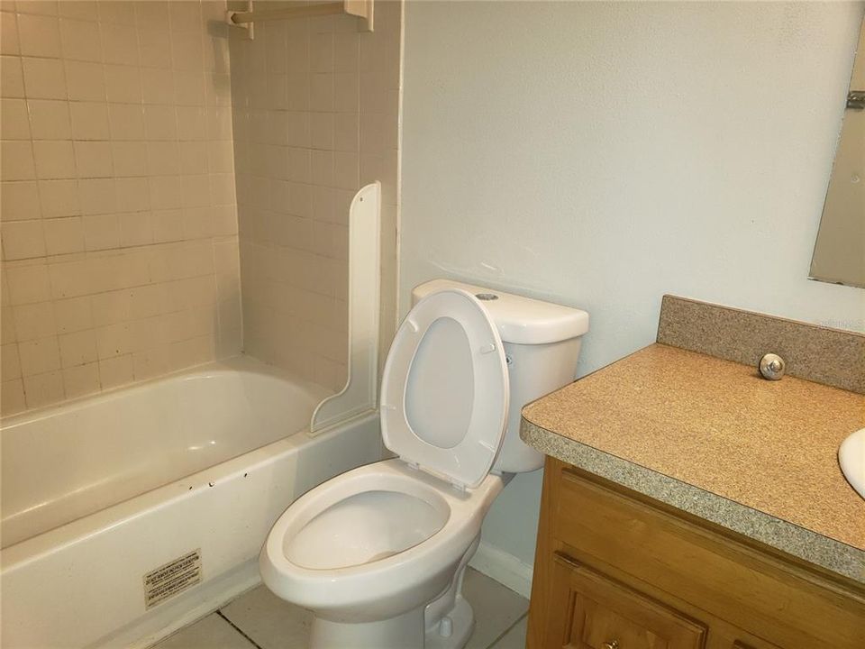 Recently Rented: $925 (1 beds, 1 baths, 676 Square Feet)