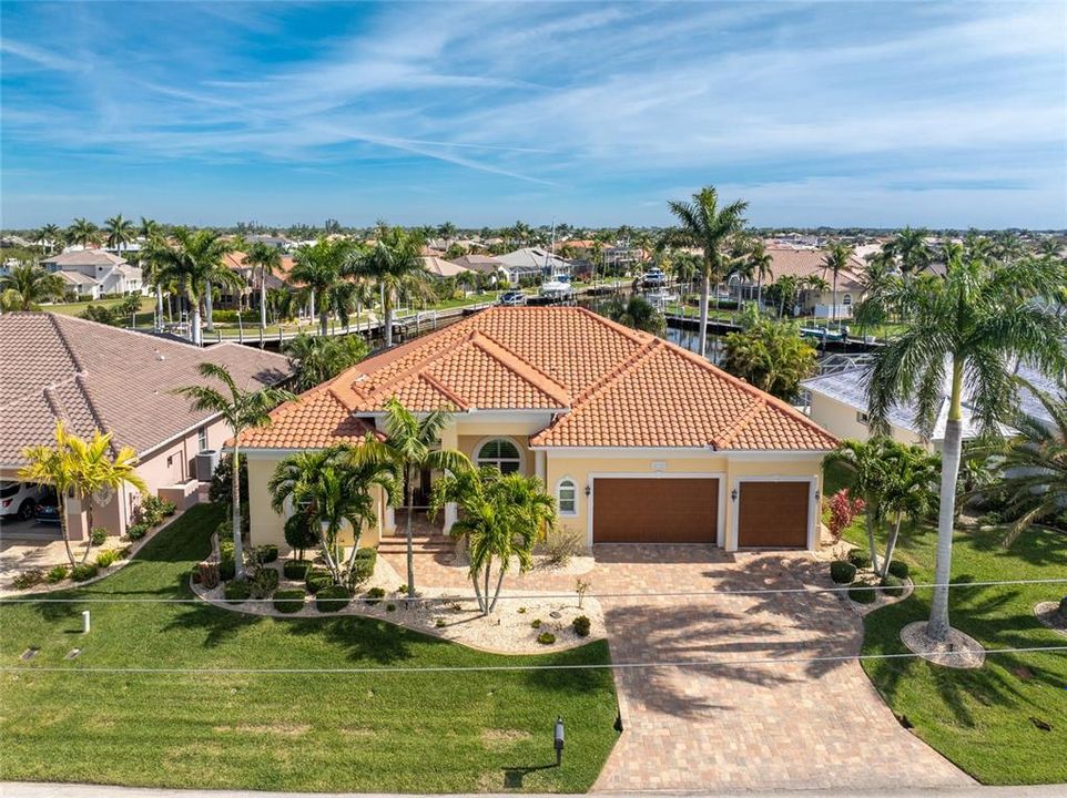 Recently Sold: $1,749,000 (3 beds, 3 baths, 3008 Square Feet)