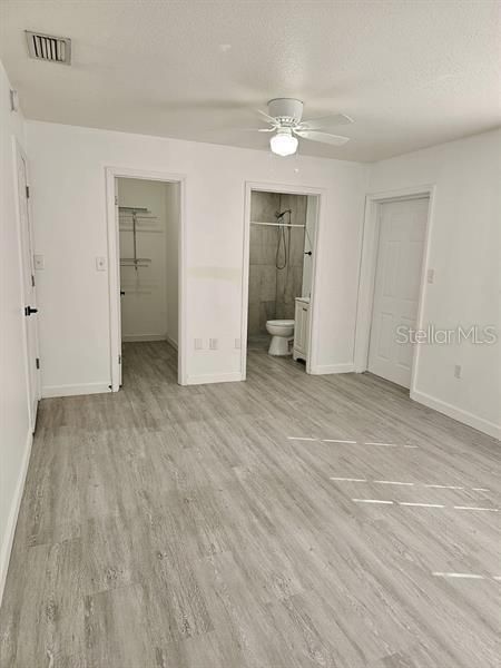 For Rent: $2,500 (3 beds, 2 baths, 1950 Square Feet)