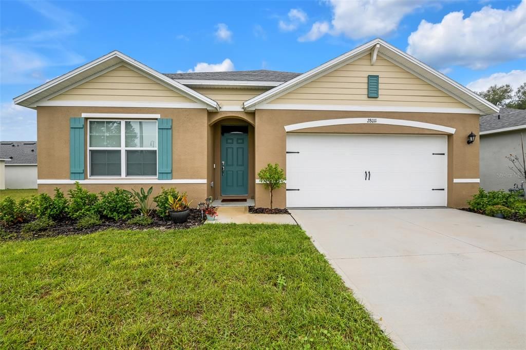Active With Contract: $339,000 (4 beds, 2 baths, 1828 Square Feet)
