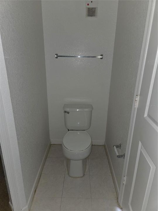 Activo con contrato: $175,000 (2 camas, 2 baños, 1166 Pies cuadrados)