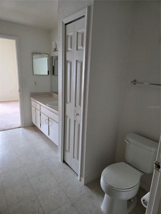 Activo con contrato: $175,000 (2 camas, 2 baños, 1166 Pies cuadrados)