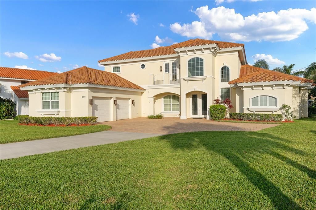 Recently Sold: $995,000 (4 beds, 3 baths, 3487 Square Feet)