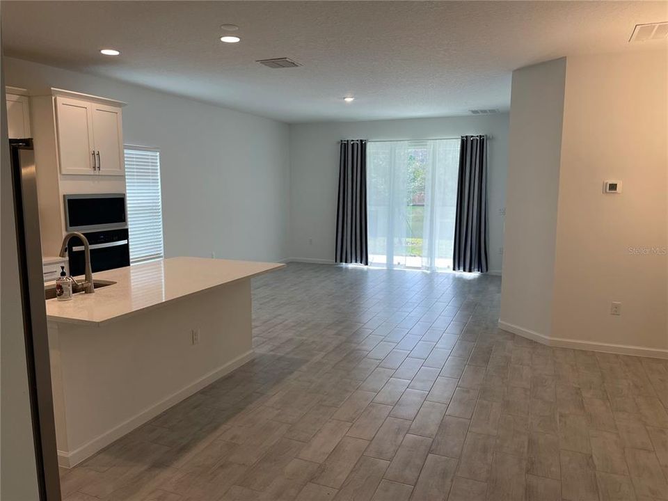 Active With Contract: $2,650 (4 beds, 2 baths, 2110 Square Feet)