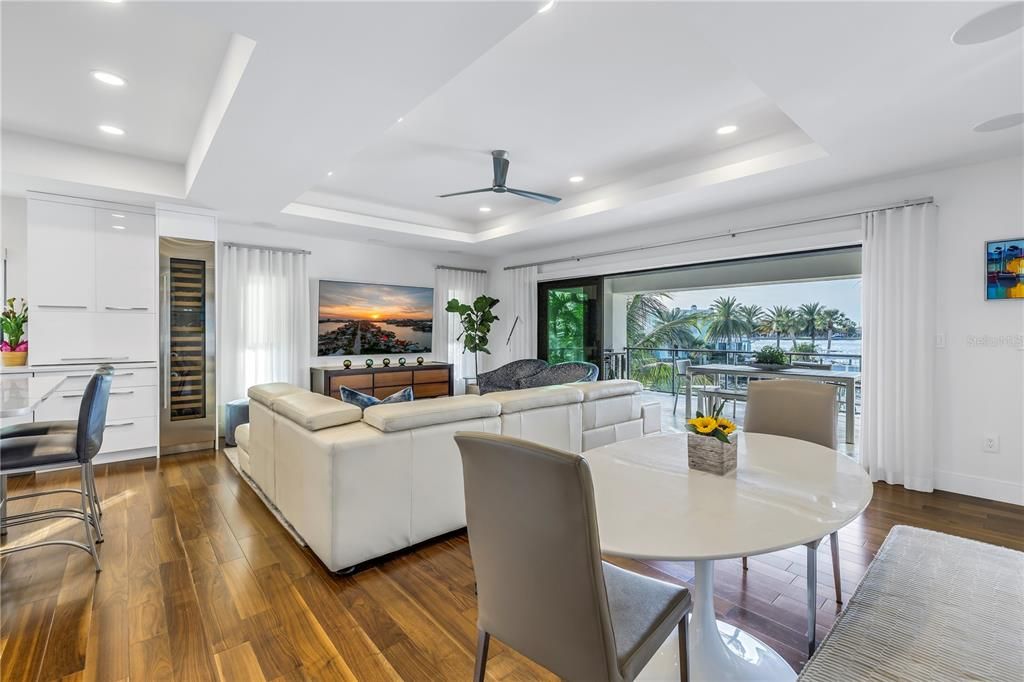 For Sale: $5,595,000 (5 beds, 5 baths, 5032 Square Feet)