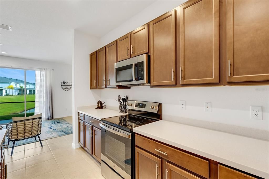 For Sale: $334,900 (3 beds, 2 baths, 1822 Square Feet)