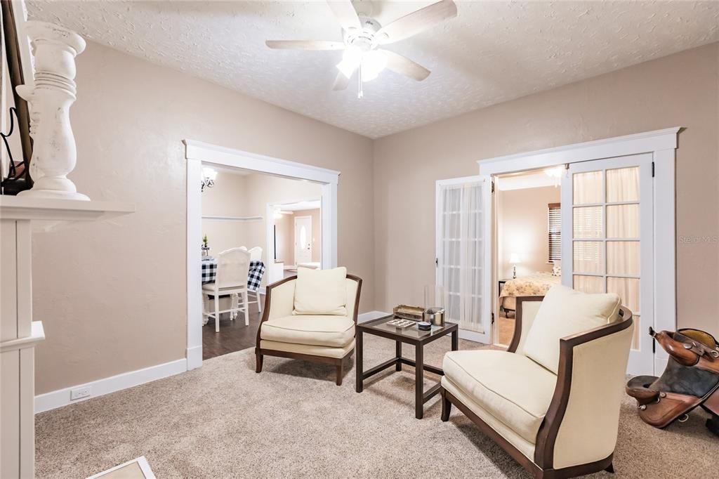 For Sale: $279,000 (4 beds, 2 baths, 2595 Square Feet)