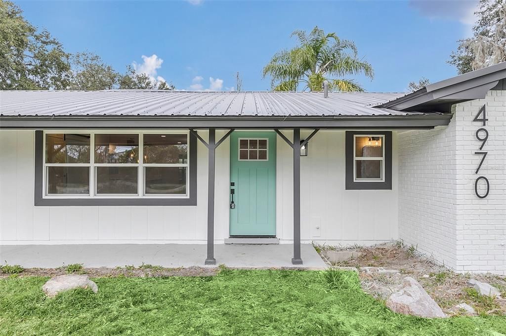 Recently Sold: $660,000 (4 beds, 2 baths, 1813 Square Feet)