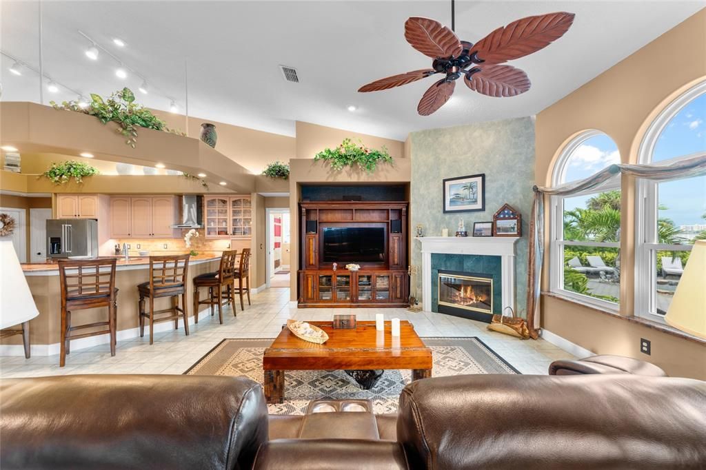 Recently Sold: $1,500,000 (4 beds, 2 baths, 3230 Square Feet)
