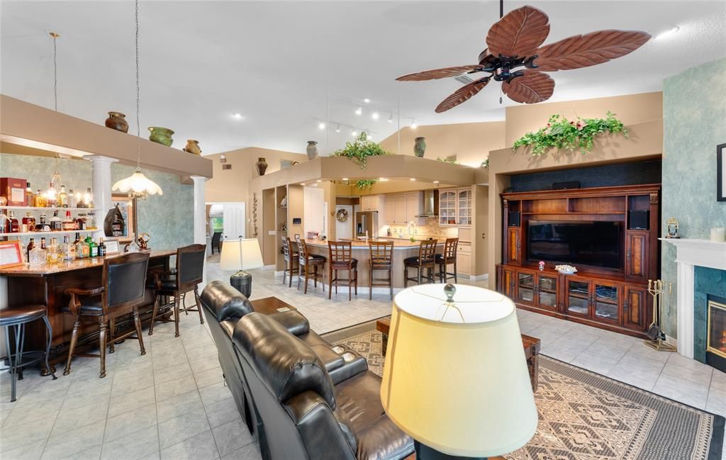 Recently Sold: $1,500,000 (4 beds, 2 baths, 3230 Square Feet)