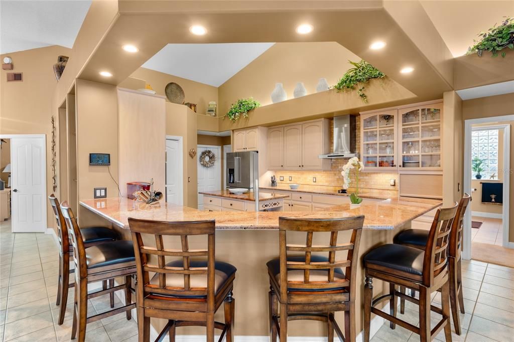 Recently Sold: $1,500,000 (4 beds, 2 baths, 3230 Square Feet)