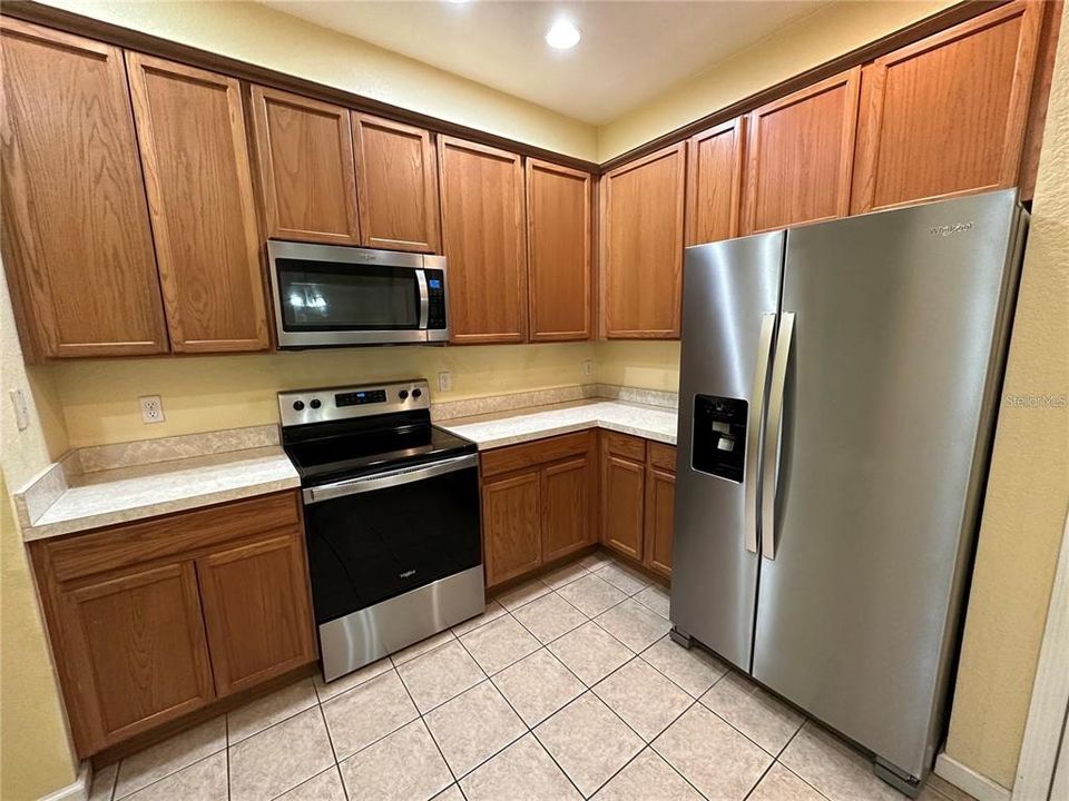 For Rent: $1,750 (3 beds, 2 baths, 1433 Square Feet)