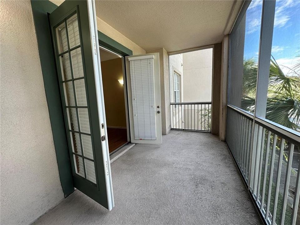 Active With Contract: $1,750 (3 beds, 2 baths, 1433 Square Feet)