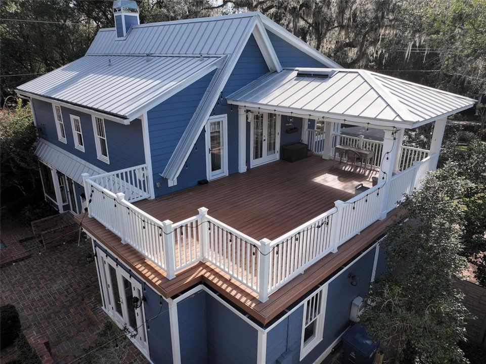 Aerial View of 2nd Story Living/Dining Porch