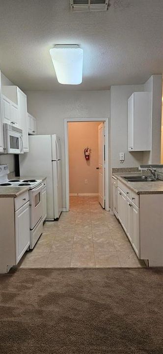 For Sale: $205,000 (2 beds, 2 baths, 1152 Square Feet)