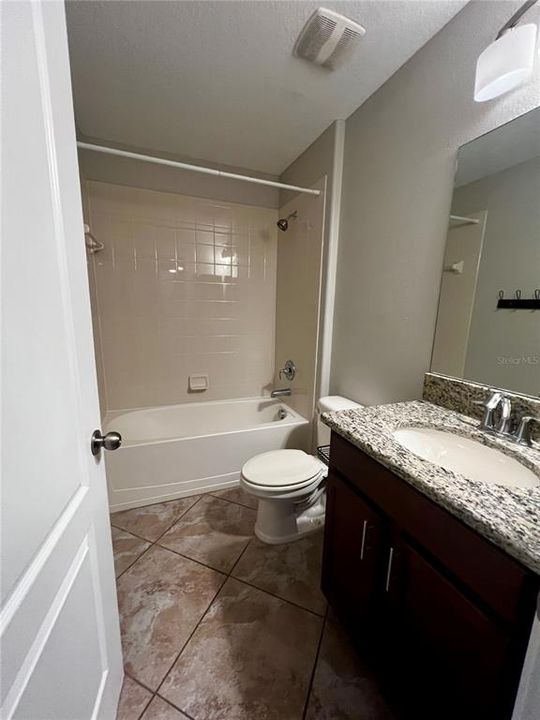 最近租的: $3,395 (5 贝兹, 3 浴室, 2492 平方英尺)