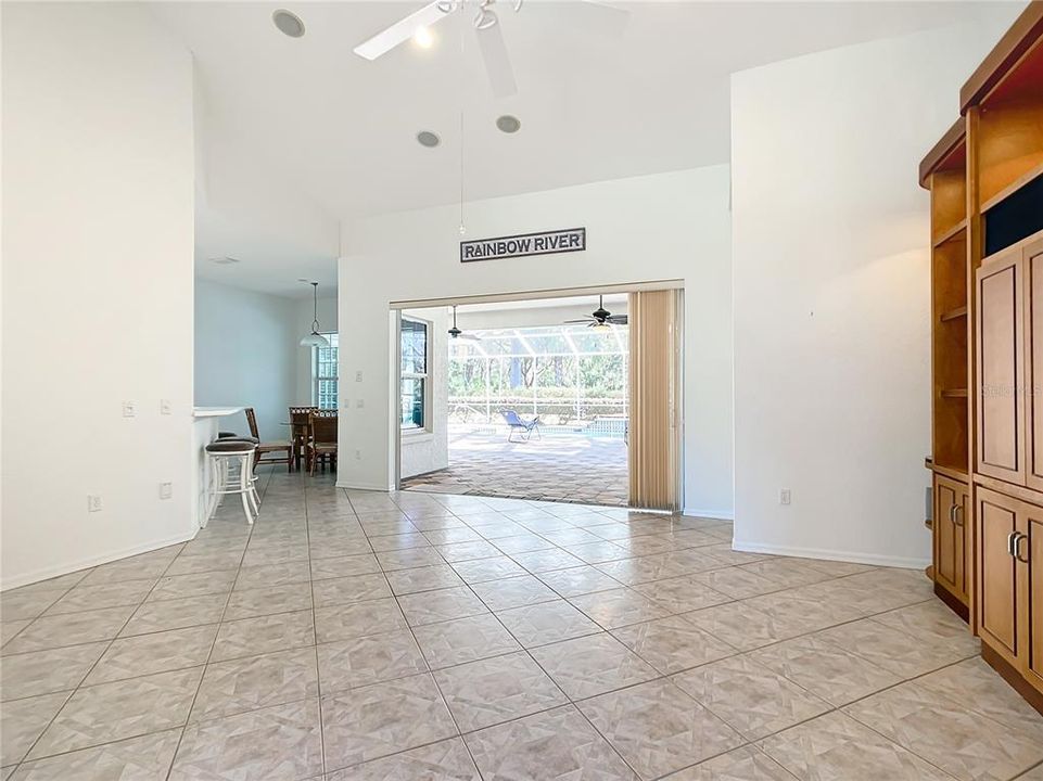 Active With Contract: $585,000 (4 beds, 2 baths, 2767 Square Feet)