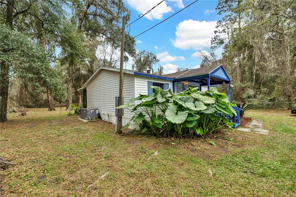 Recently Sold: $159,900 (3 beds, 2 baths, 960 Square Feet)