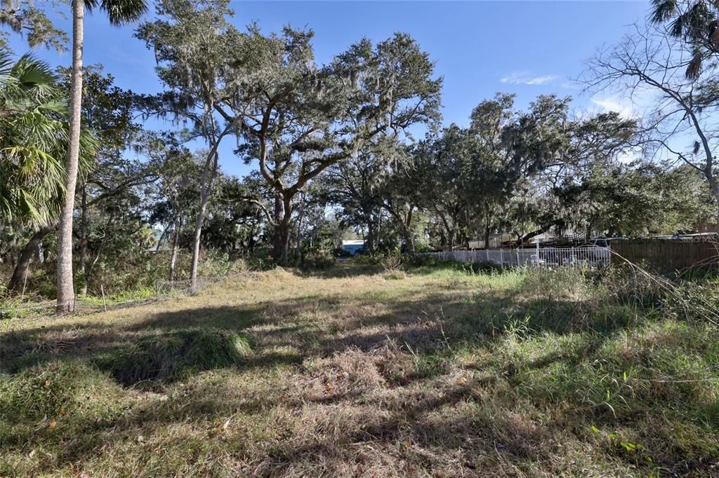 Vendido Recientemente: $85,000 (0.32 acres)