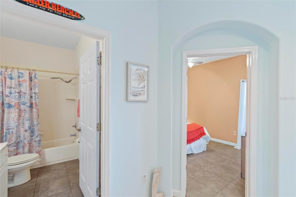 For Sale: $364,900 (3 beds, 2 baths, 1598 Square Feet)