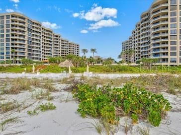 For Sale: $4,395,000 (3 beds, 3 baths, 2667 Square Feet)