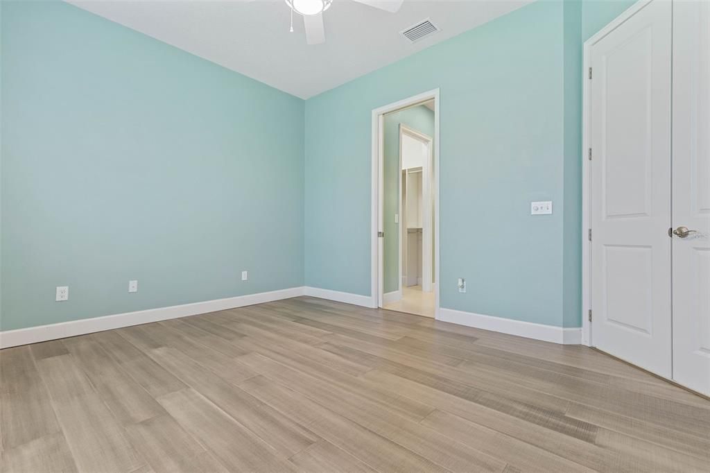 Active With Contract: $359,000 (2 beds, 2 baths, 1510 Square Feet)