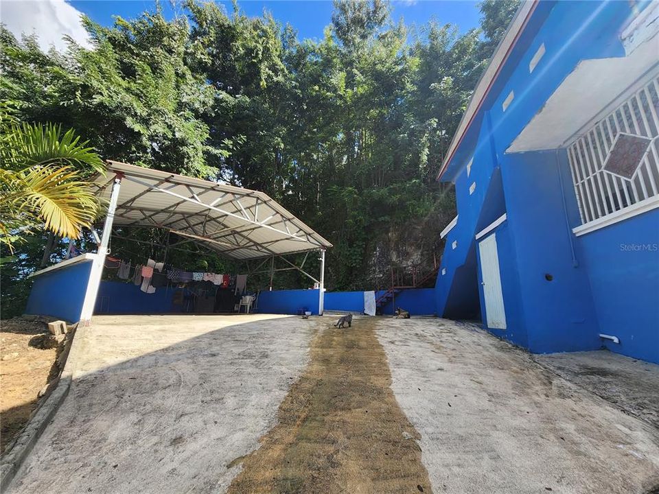 Vendido Recientemente: $185,000 (7 camas, 3 baños, 2500 Pies cuadrados)